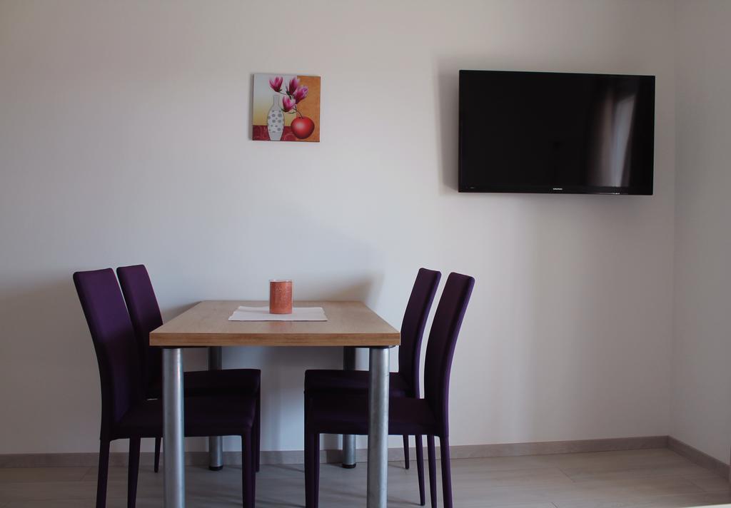 Apartments Ante Anita Kastela Bilik gambar